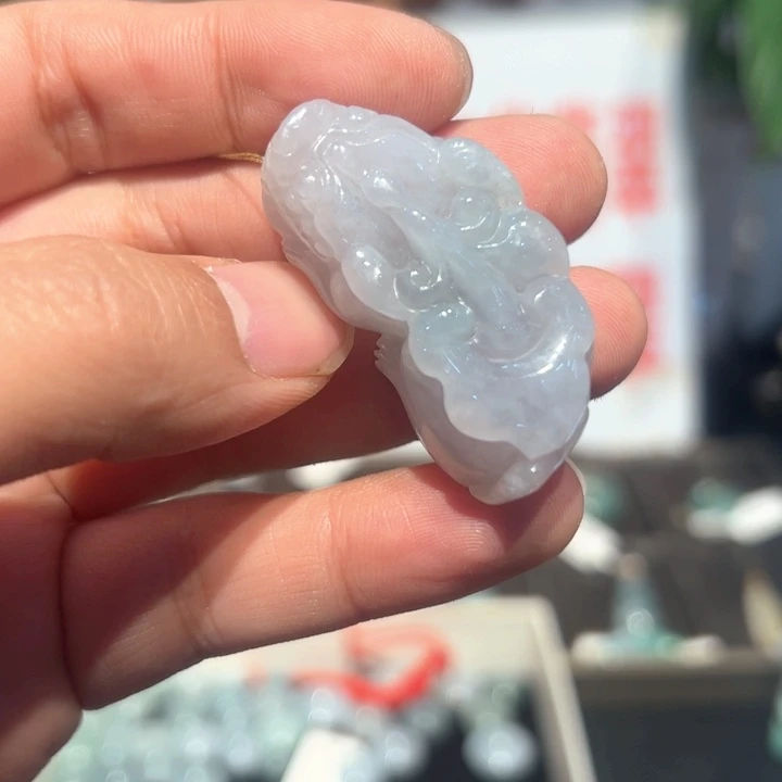 翡翠未镶嵌颈饰缅甸翡翠吊坠