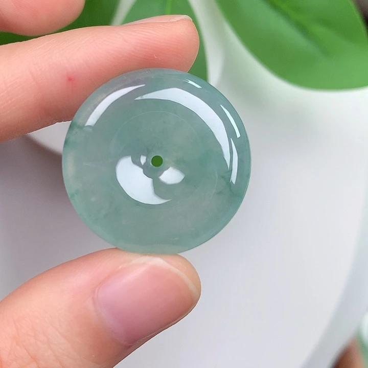 翡翠未镶嵌颈饰平安扣 25.3-4.8mm