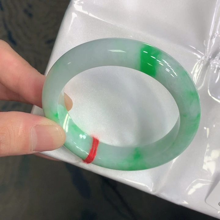翡翠未镶嵌手镯翡翠