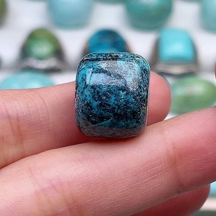 绿松石未镶嵌挂件