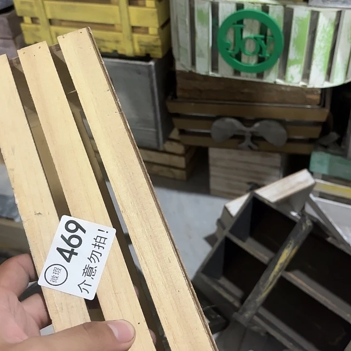 L****4690000000000000000000