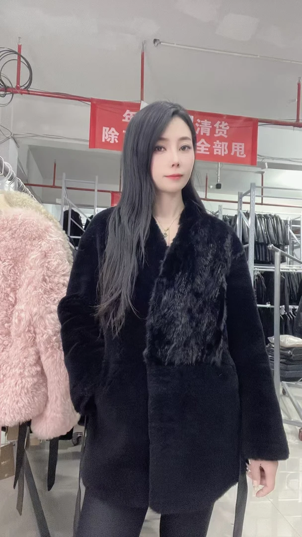 美尚海宁秋冬气质时尚高级质感黑色女士羊皮设计师水貂外套【1133】
