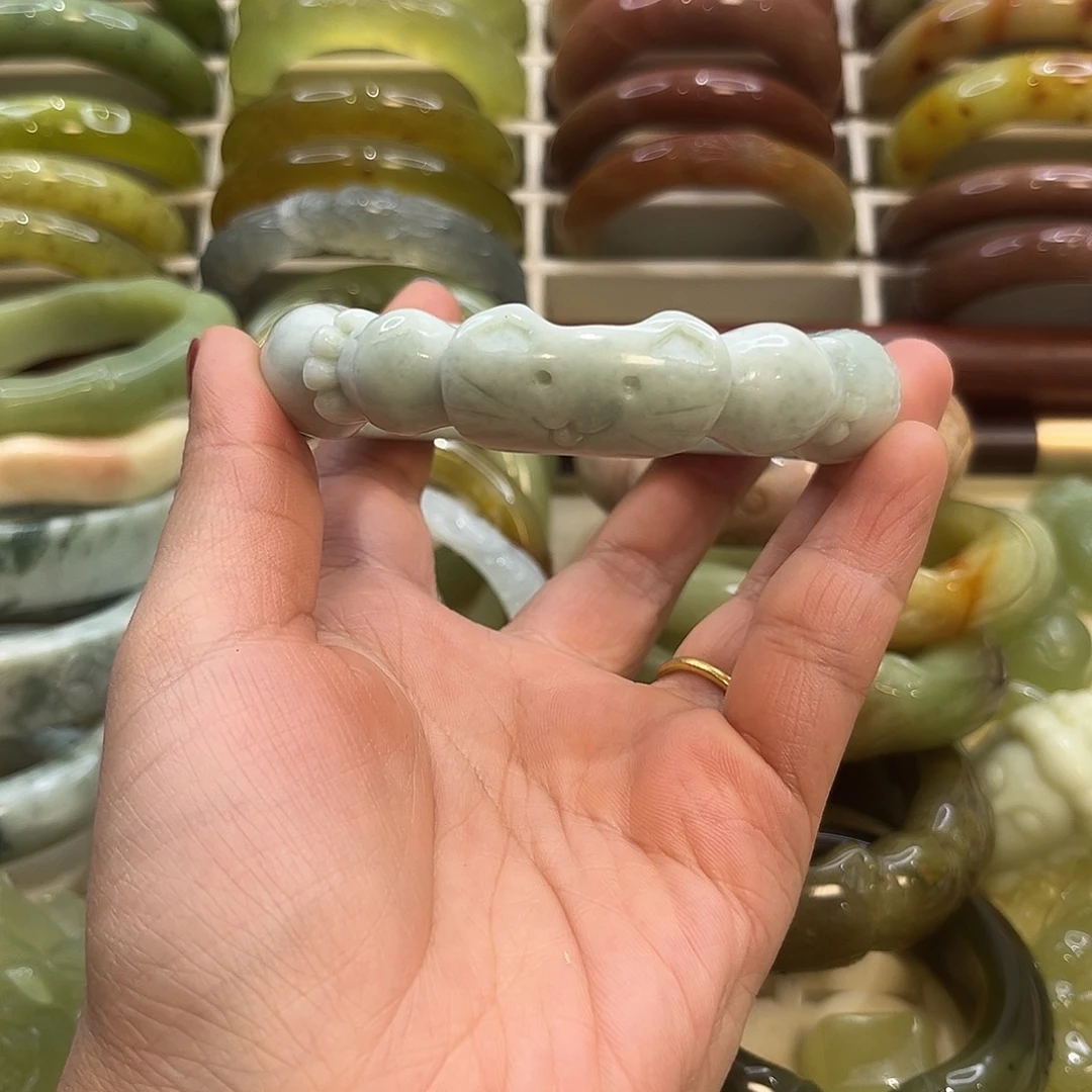 蛇纹石玉未镶嵌手镯1号60微瑕放漏