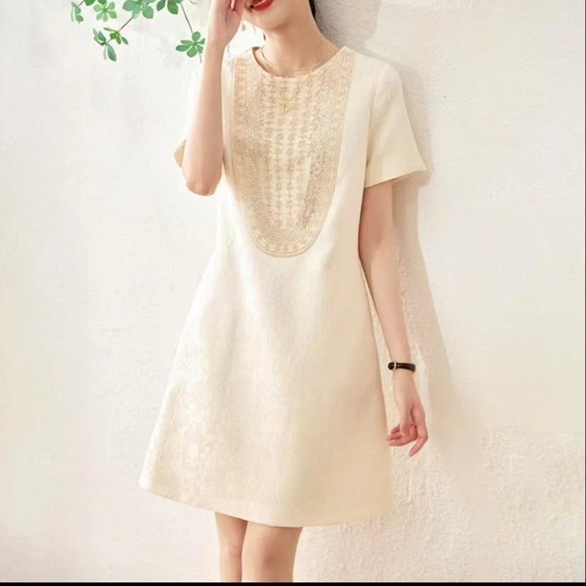 圆领高百搭夏季休闲夏装提花连衣裙宽松中裙女装显瘦时尚减龄