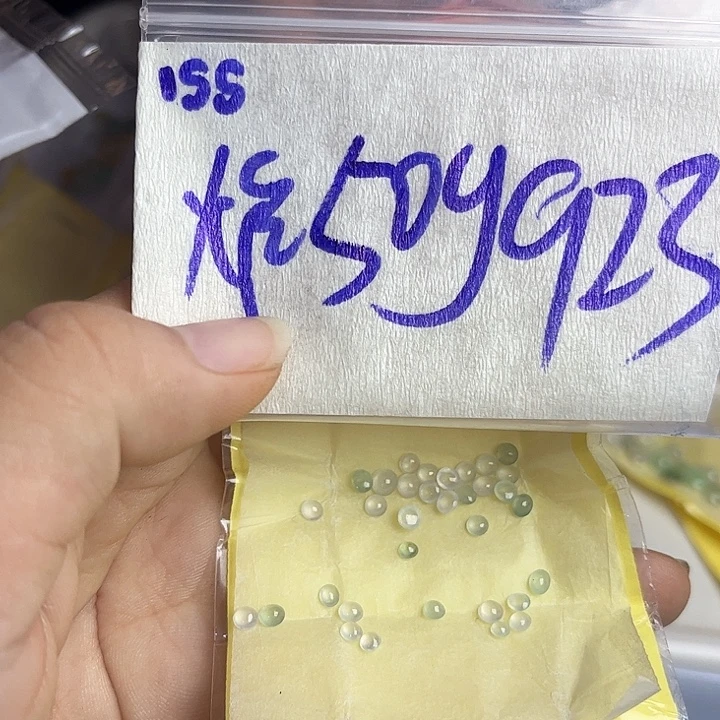 未镶嵌定制翡翠不退