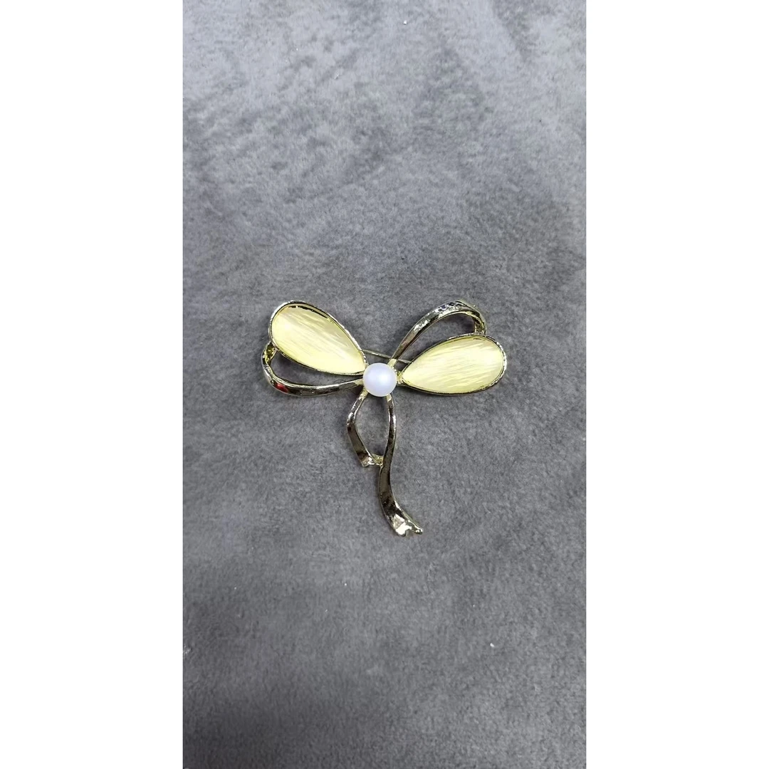 【颖姐专属】天然淡水蝴蝶结珍珠胸针 时尚百搭