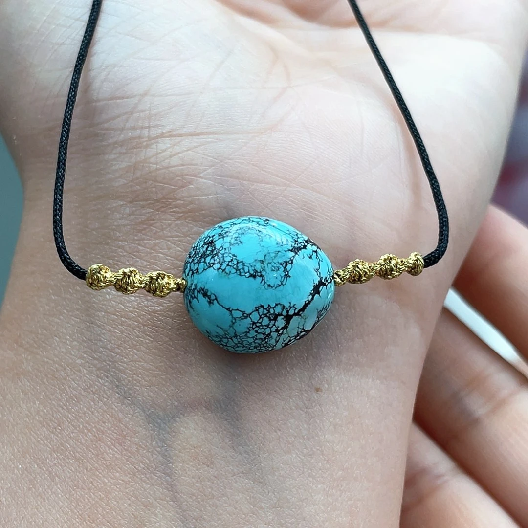 绿松石未镶嵌颈饰