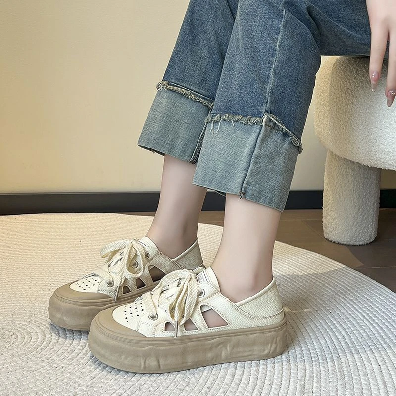 新款女鞋夏季百搭透气运动鞋厚底潮人罗马风镂空设计休闲小白鞋