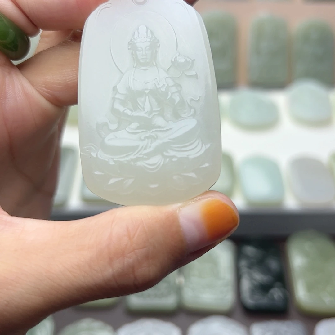 颈饰未镶嵌和田玉