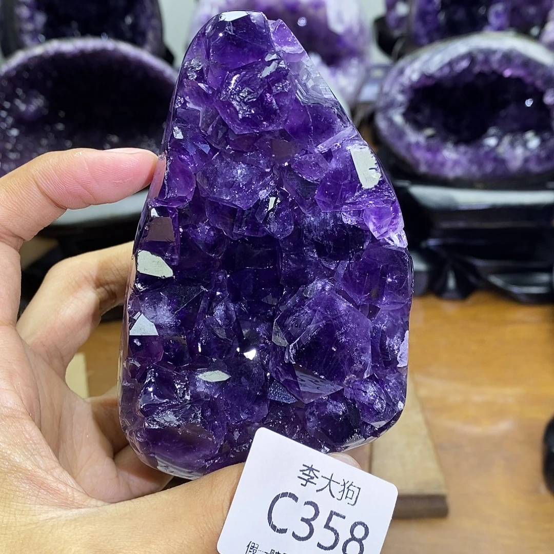 紫晶大型摆件（非配饰）未镶嵌