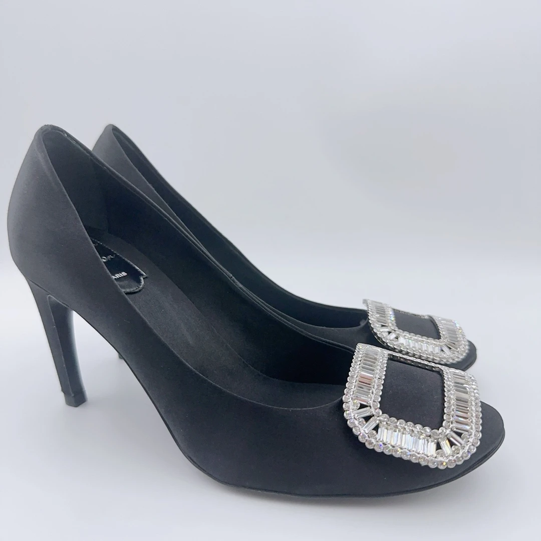99新 Roger Vivier/罗杰·维威耶 38码/罗杰水钻缎面高跟鞋/00668