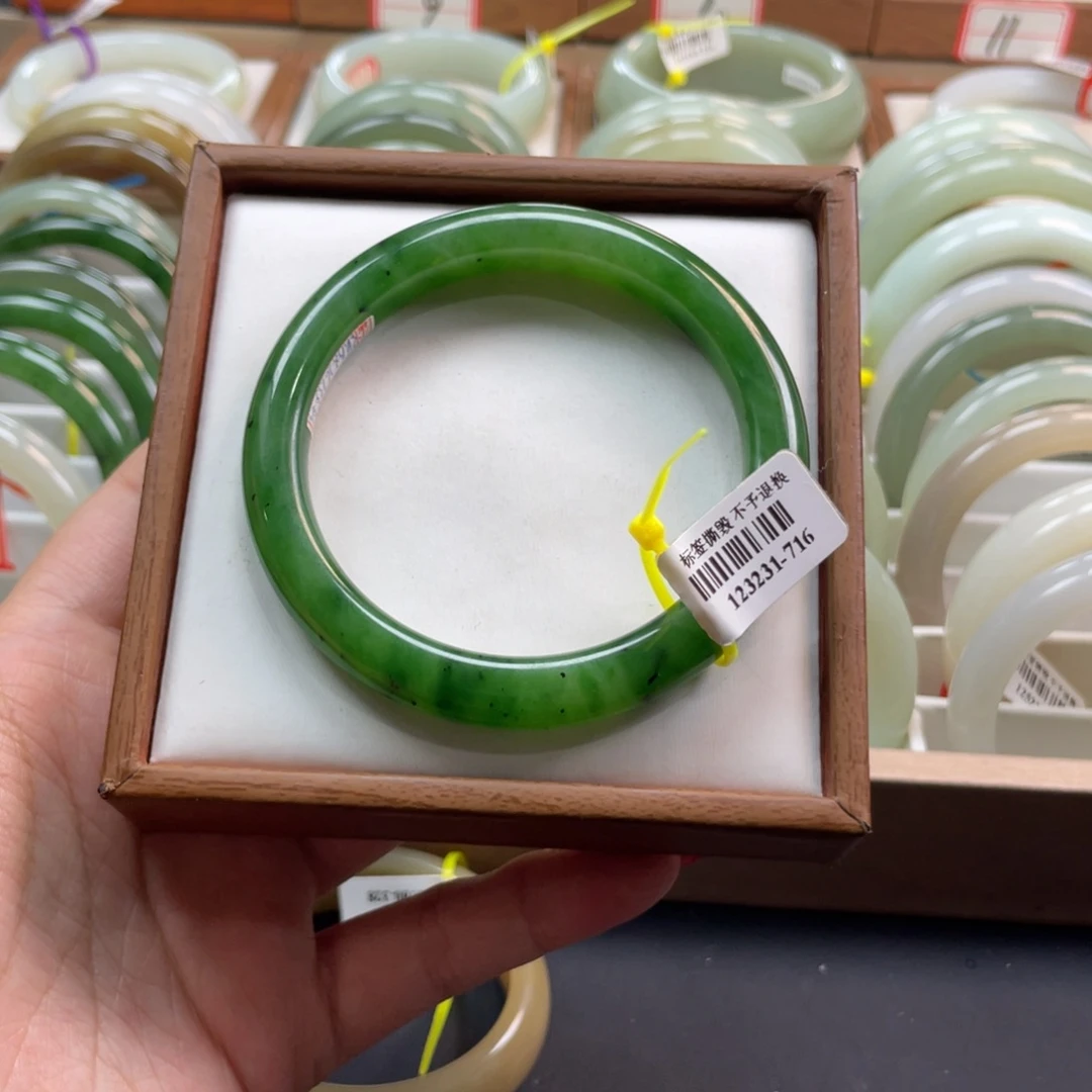 和田玉手镯未镶嵌32 61