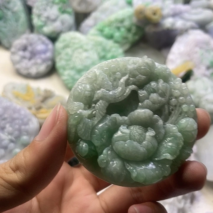 定制翡翠未镶嵌天然翡翠