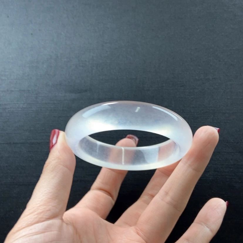 【闪购商品】玛瑙/玉髓手镯未镶嵌时*