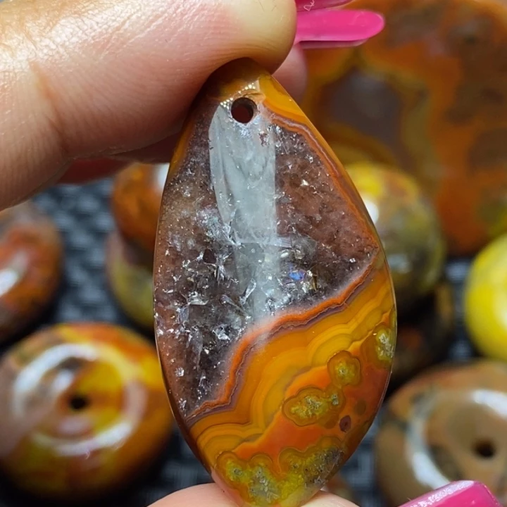 玛瑙/玉髓颈饰未镶嵌