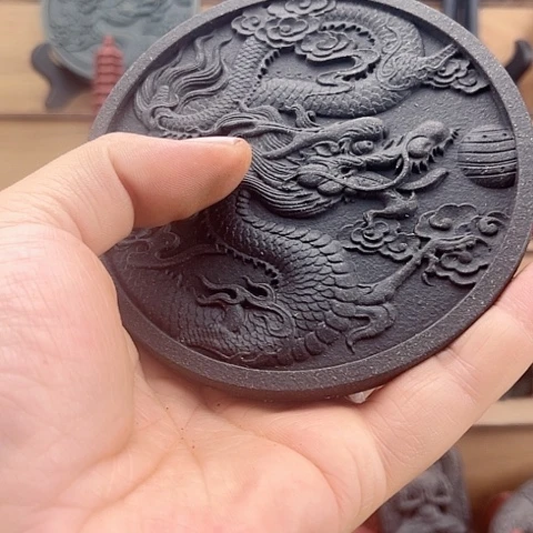 泥塑黑龙涎香方玄龙护主福利价