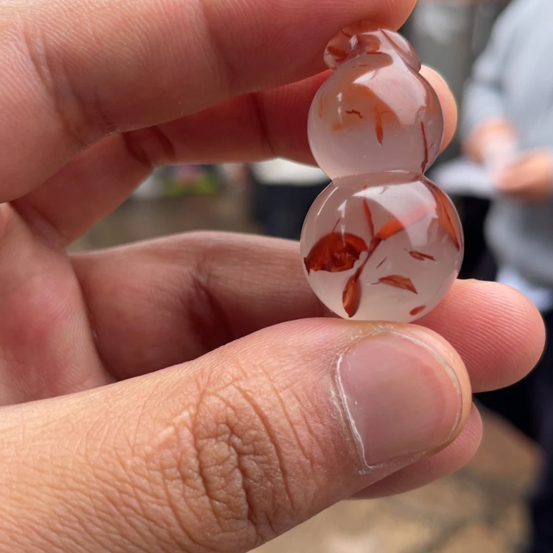 南红玛瑙冰飘散花葫芦未镶嵌