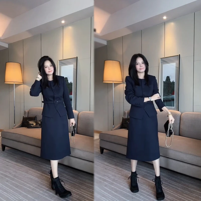 MDJ【3361】洋气时尚简约通勤上衣+半身裙2025秋季新款休闲两件套