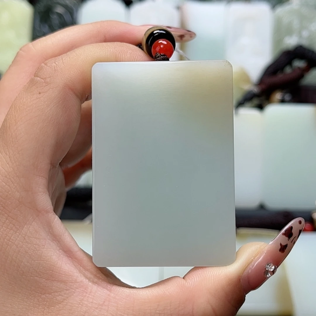 【闪购商品】颈饰未镶嵌和田玉离*率