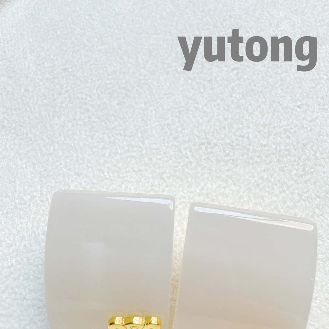 铜合金树脂耳饰 【雨桐轻奢饰品】设计款耳环YT03303