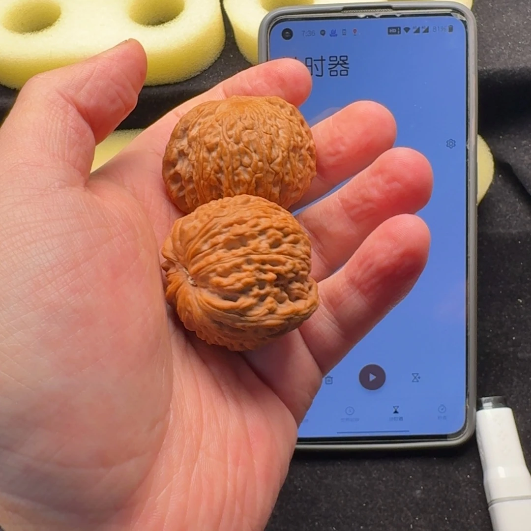 文玩核桃吊坠6*343泥鳅背