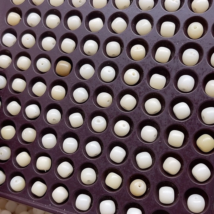 白玉菩提吊坠瑕疵9-8白玉桶珠100颗卡灯牌宠100颗