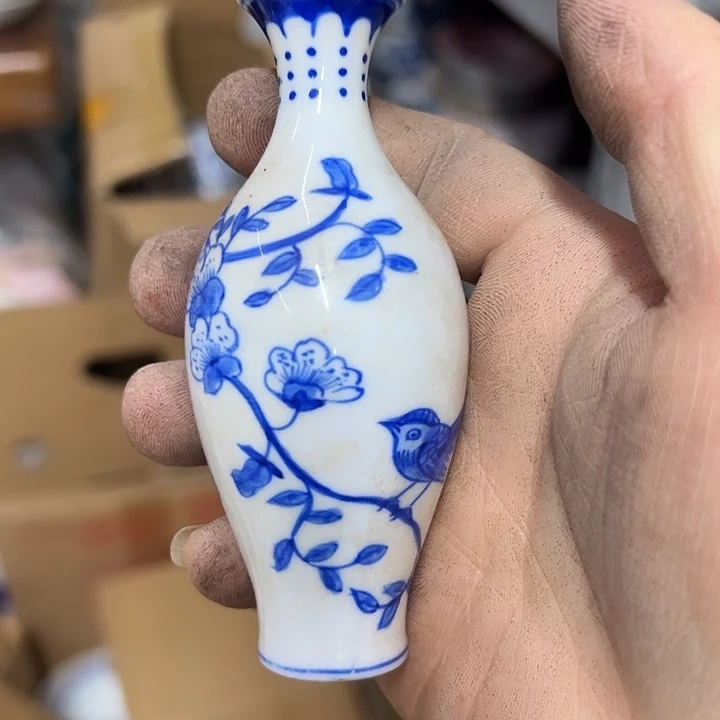 摆件陶薄胎花鸟小瓶子