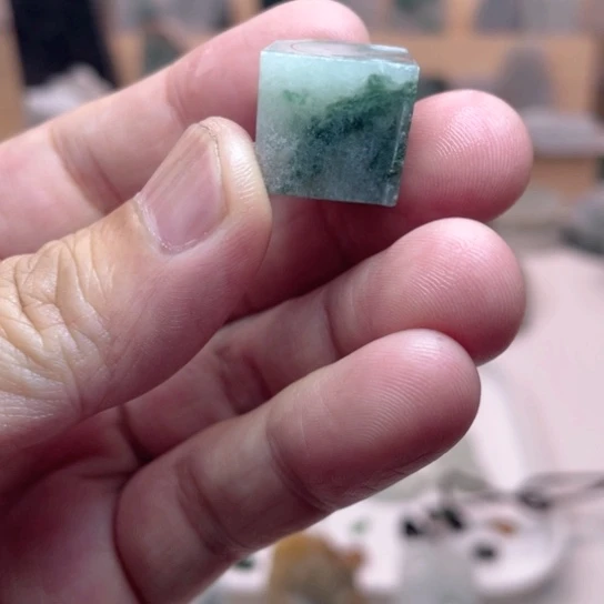 翡翠裸石翡翠玉料