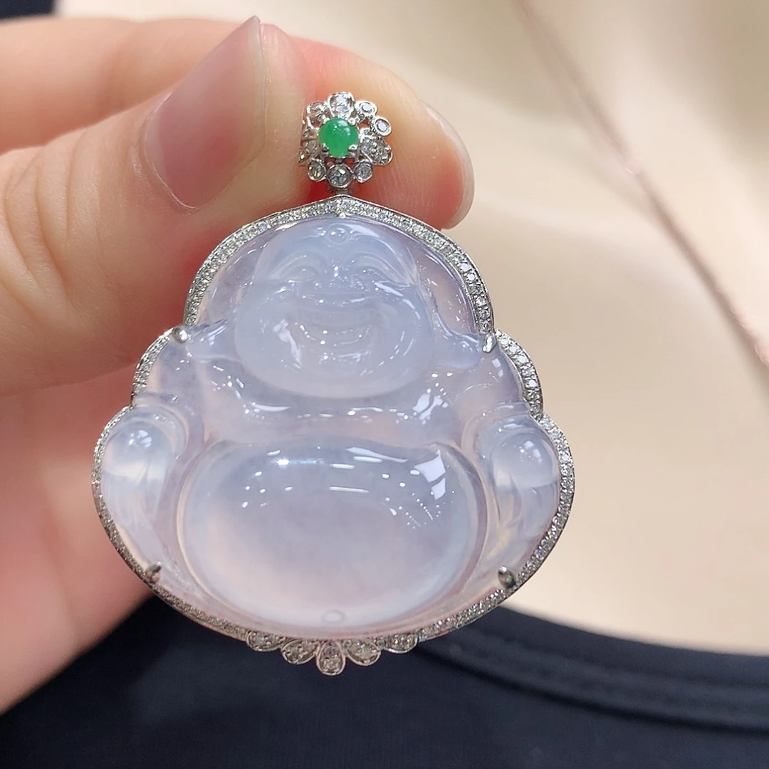 翡翠18K金镶嵌颈饰佛公