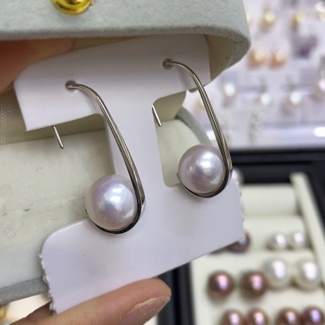 淡水珍珠银S925镶嵌耳饰