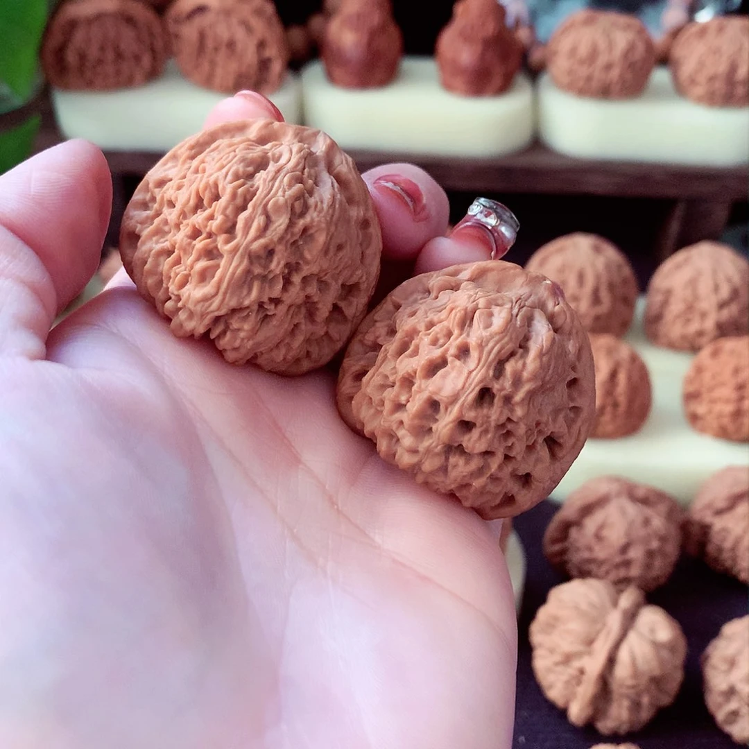 【闪购商品】文玩核桃吊坠全品三角南疆石37