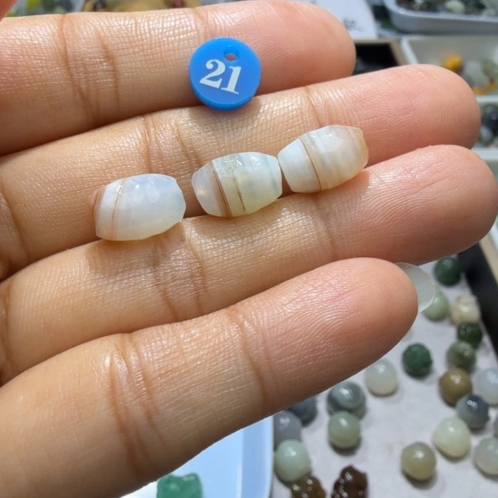 未镶嵌和田玉珠宝半成品