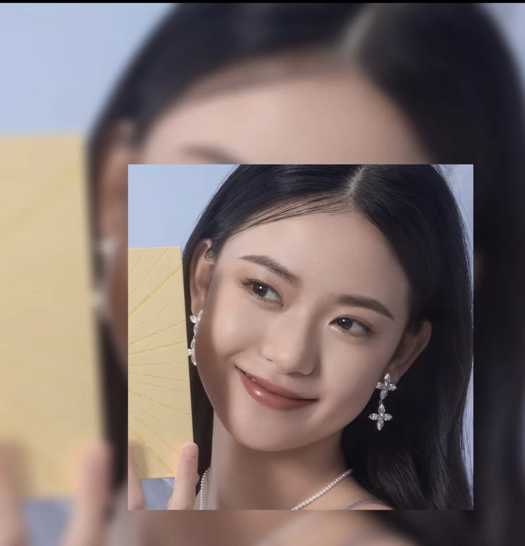 铜合金锆石耳饰 四草花（逐光蝴蝶）轻奢爆闪耳饰001