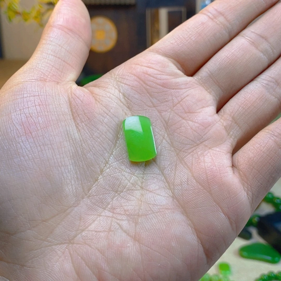 和田玉颈饰未镶嵌快**虑