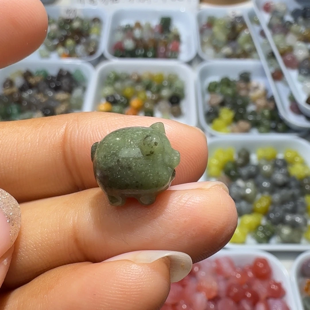 和田玉未镶嵌珠宝奇石