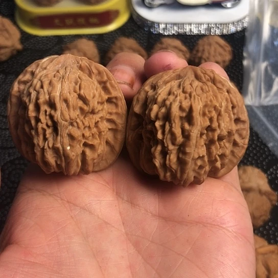 未***止把件文玩核桃四座楼狮子头