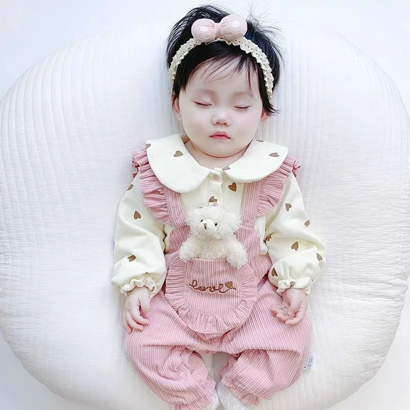 婴儿连体衣公主春秋假两件翻领洋气哈衣宝宝百天可爱超萌衣服爬服