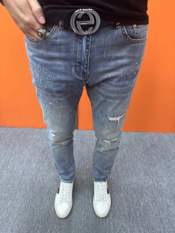 春夏男士牛仔裤修身小脚破洞牛仔裤潮流个性点漆休闲水洗蓝色裤子