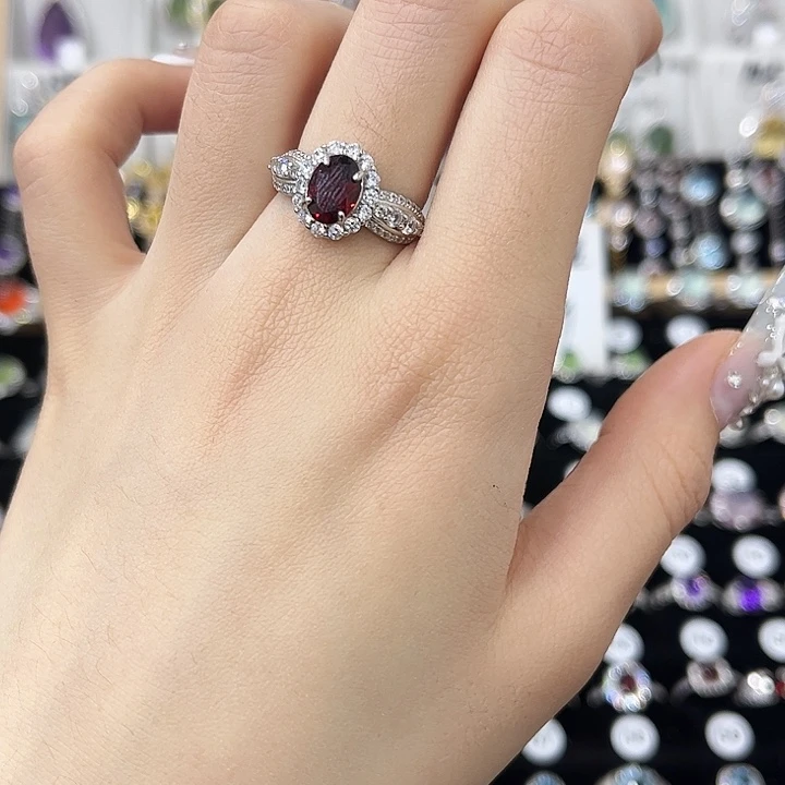 银S925镶嵌戒指石榴石