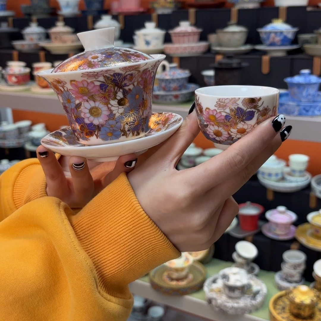 茶具都很喜欢呢嘻嘻