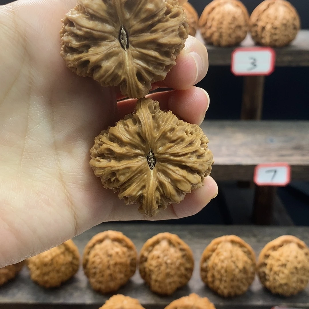 Y***M文玩核桃吊坠全品无修南疆42尺寸核桃