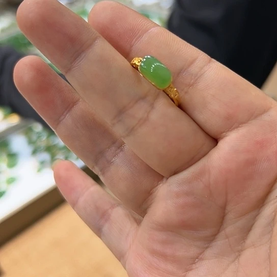 和田玉戒指未镶嵌