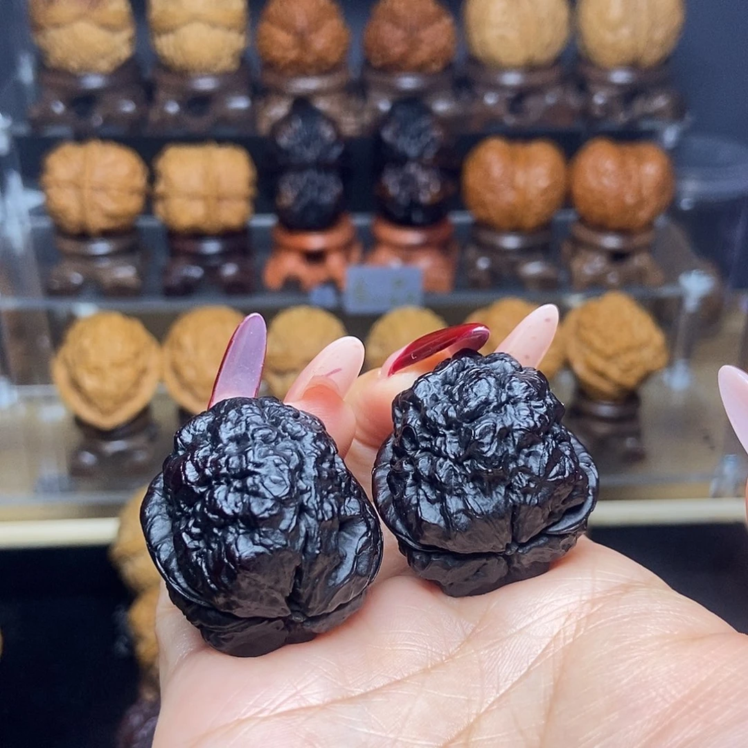 文玩核桃吊坠6………34mm