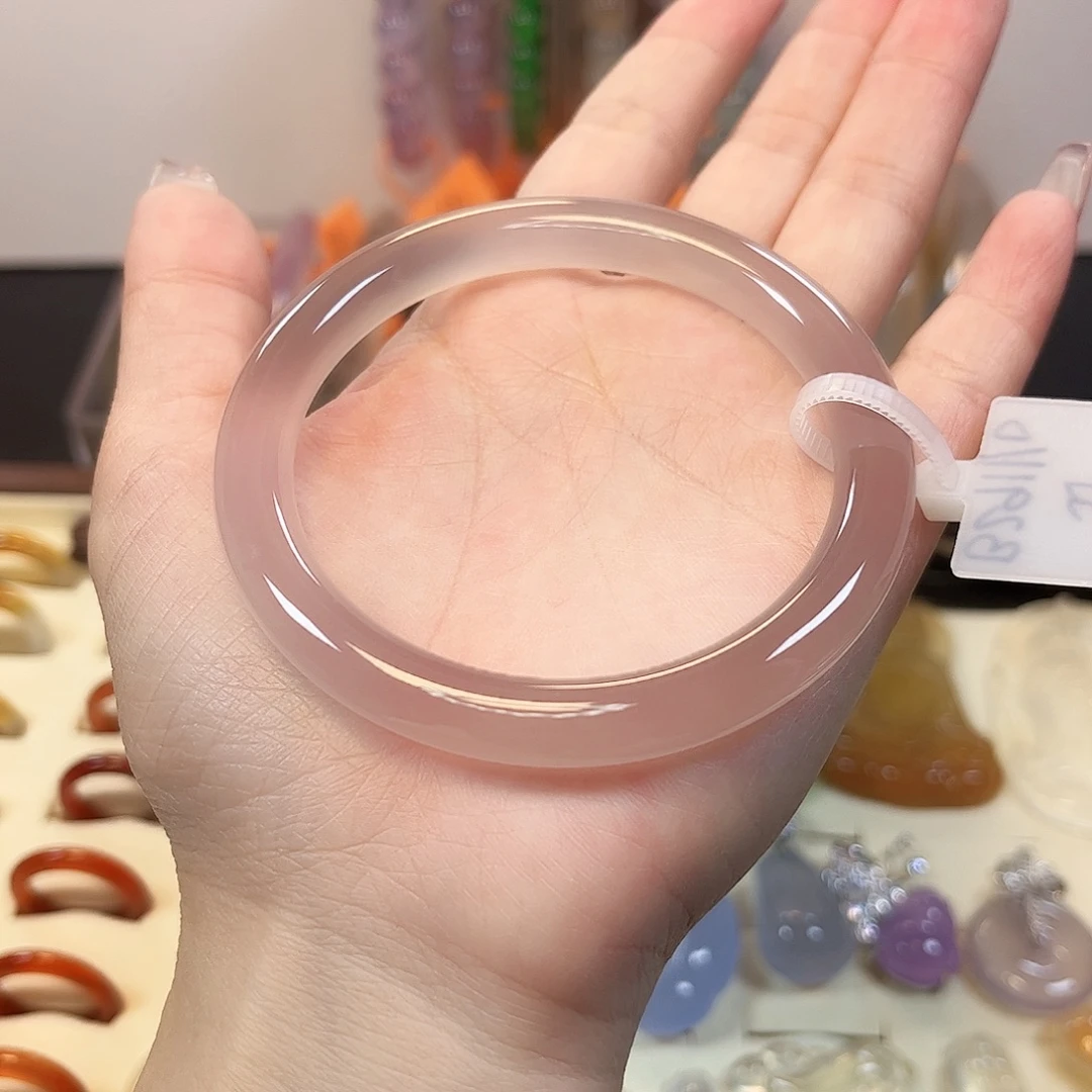 可***芯玛瑙/玉髓未镶嵌颈饰