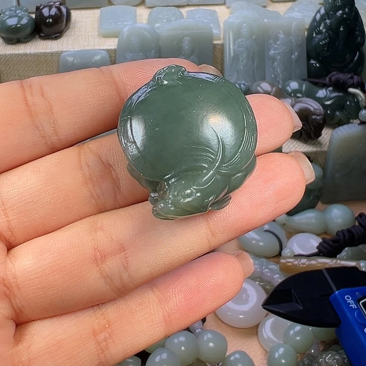 和田玉未镶嵌包链