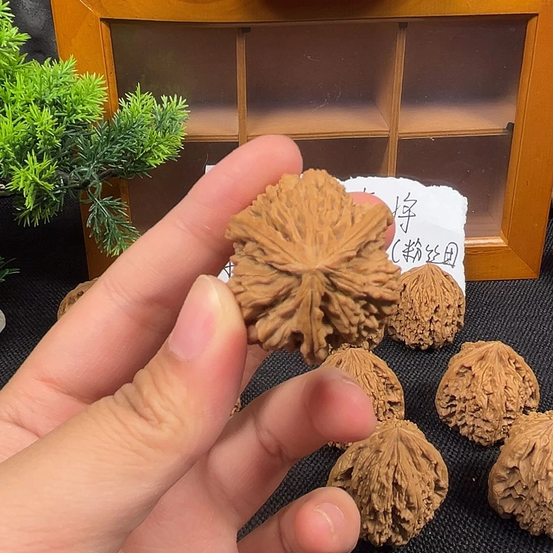 文玩核桃吊坠核桃