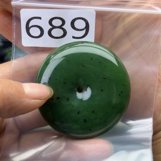 未镶嵌和田玉珠宝半成品