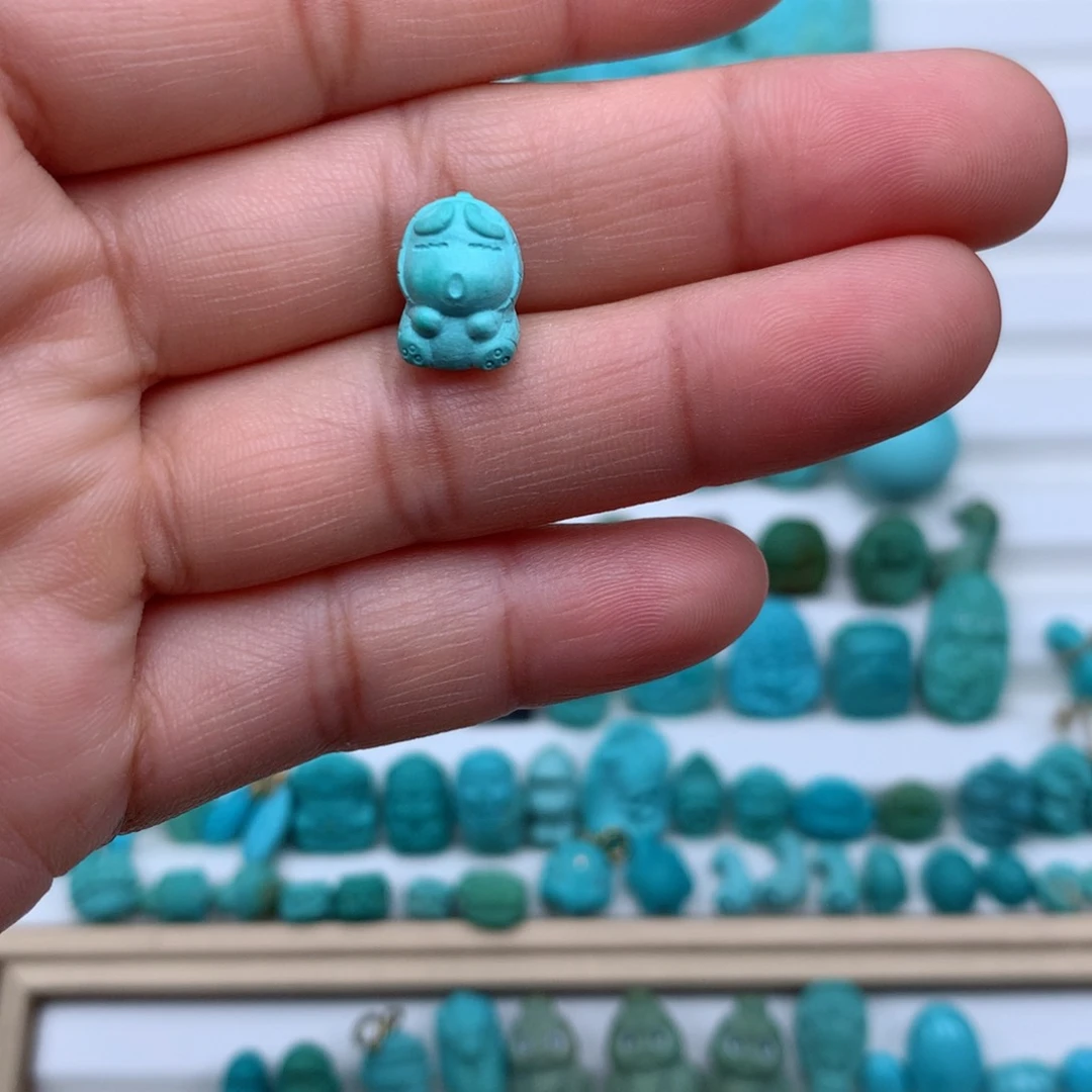 未镶嵌绿松石珠宝奇石
