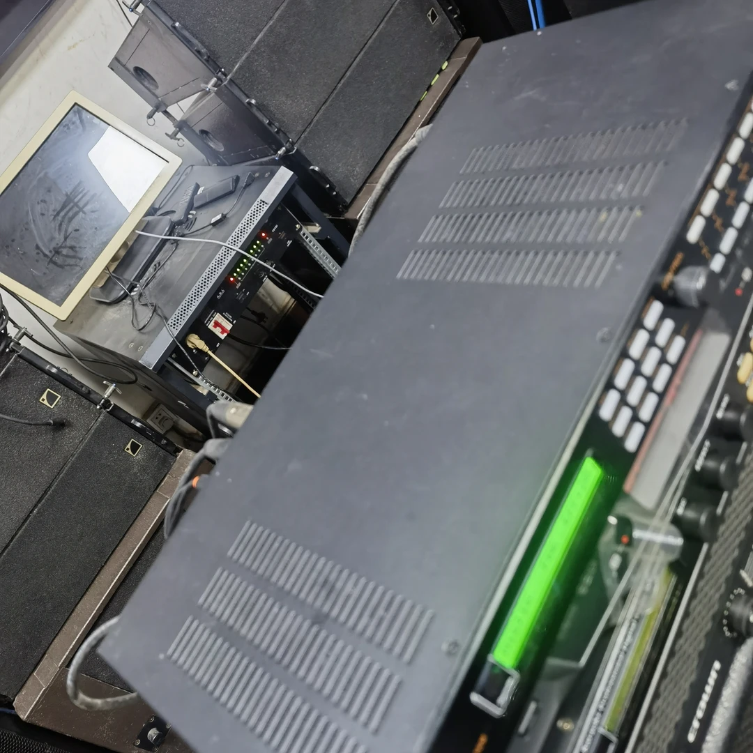 9新  二手设备雷萌M5Pro效果器，包邮