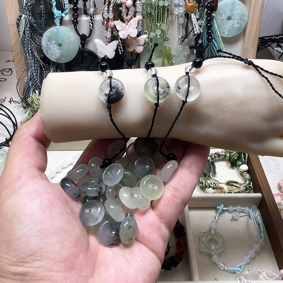 蛇纹石玉合金颈饰